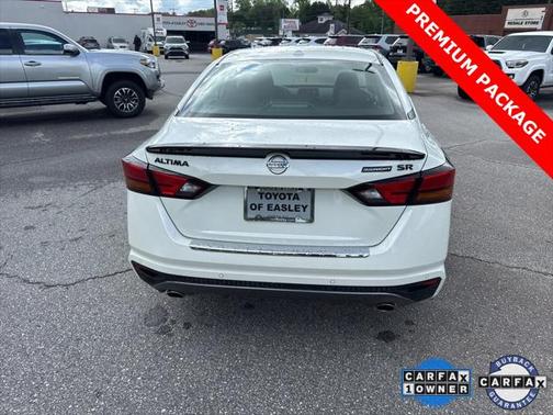 2022 Nissan Altima SR FWD
