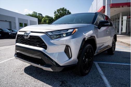 2025 Toyota RAV4 Hybrid SE