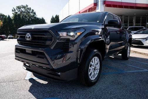 2025 Toyota Tacoma SR