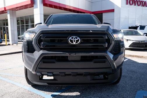 2025 Toyota Tacoma SR