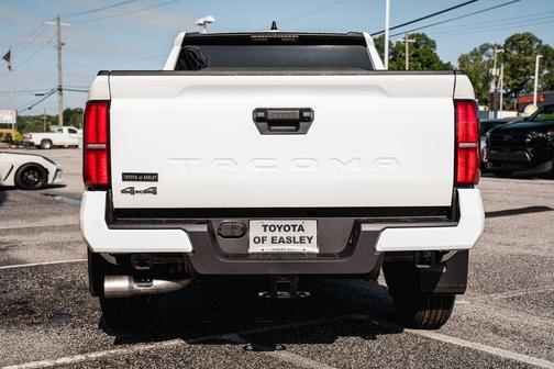Ice 2026 Toyota Tacoma SR5