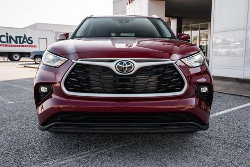 2026 Toyota Highlander Hybrid XLE