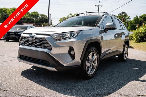 Silver Sky Metallic 2019 Toyota RAV4 Hybrid SE