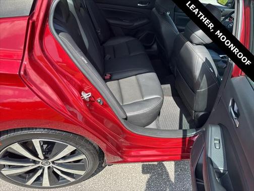 2021 Nissan Altima SR FWD