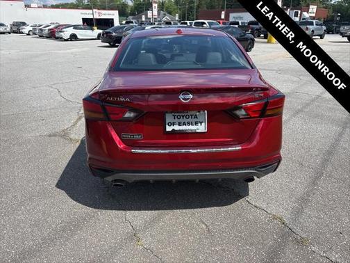 2021 Nissan Altima SR FWD
