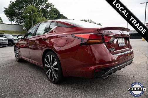 2021 Nissan Altima SR FWD