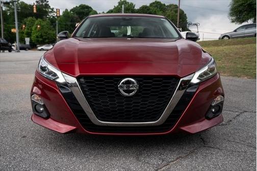 2021 Nissan Altima SR FWD