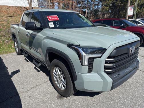 2024 Toyota Tundra SR5