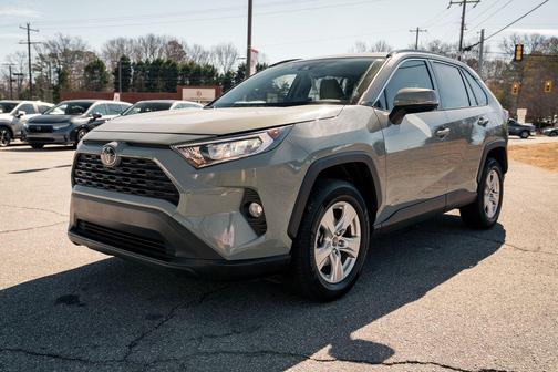 2019 Toyota RAV4 XLE