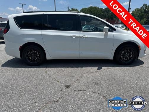 2020 Chrysler Pacifica L