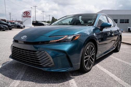 2025 Toyota Camry XLE