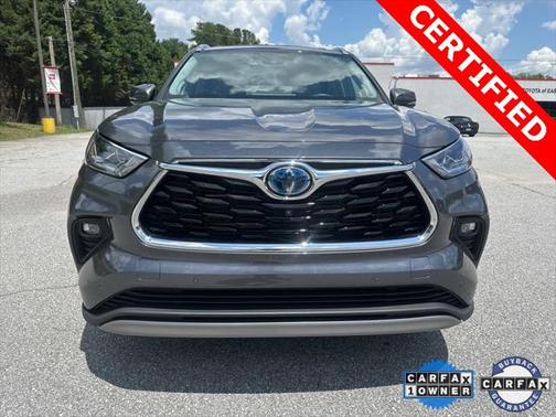 2023 Toyota Highlander Hybrid Platinum