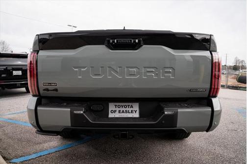 2025 Toyota Tundra Hybrid Platinum