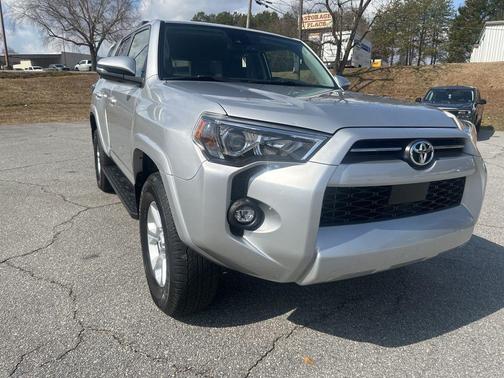 2024 Toyota 4Runner SR5 Premium
