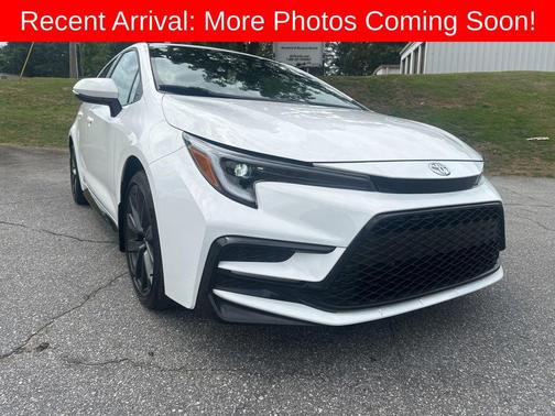 Ice Cap 2025 Toyota Corolla SE