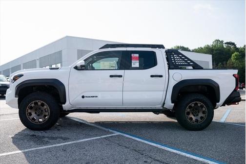 2025 Toyota Tacoma Hybrid Trailhunter