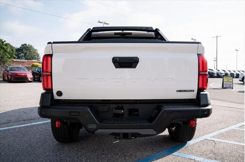 2025 Toyota Tacoma Hybrid Trailhunter