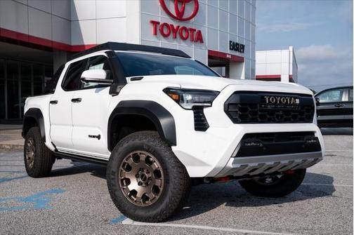 2025 Toyota Tacoma Hybrid Trailhunter