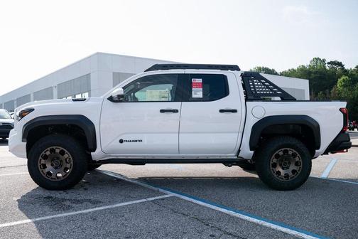 2025 Toyota Tacoma Hybrid Trailhunter
