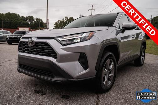 2022 Toyota RAV4 XLE