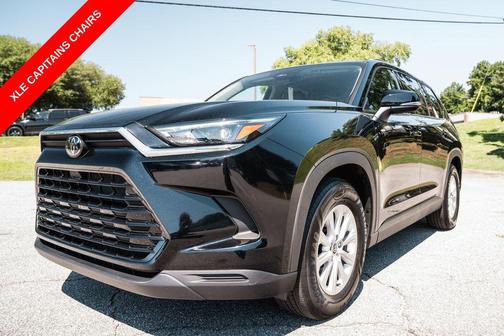 Midnight Black Metallic 2025 Toyota Grand Highlander XLE