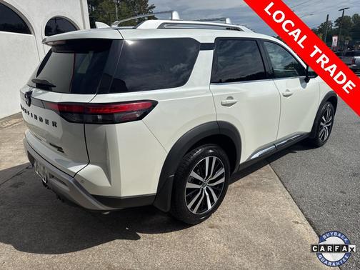 2024 Nissan Pathfinder Platinum 4WD