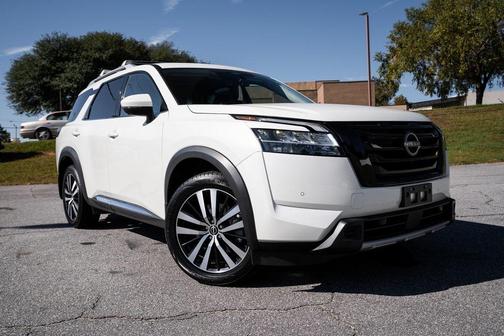 2024 Nissan Pathfinder Platinum 4WD