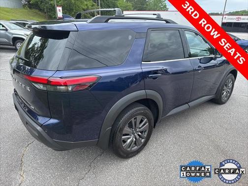 2023 Nissan Pathfinder SV FWD