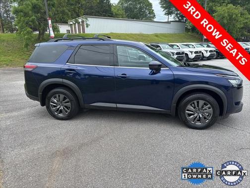 2023 Nissan Pathfinder SV FWD