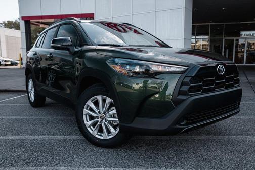 2026 Toyota Corolla Cross LE
