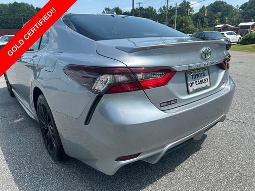 Celestial Silver Metallic 2022 Toyota Camry SE