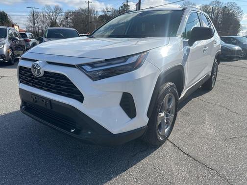 2024 Toyota RAV4 Hybrid LE