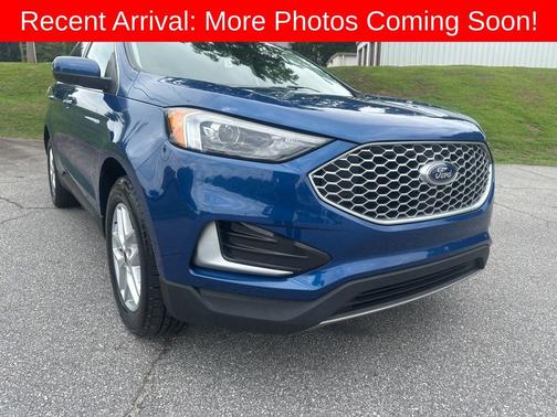 Blue Metallic 2024 Ford Edge SEL