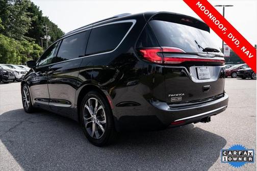 2022 Chrysler Pacifica L