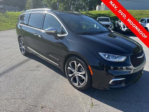 2022 Chrysler Pacifica L