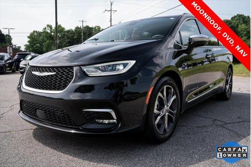 2022 Chrysler Pacifica L