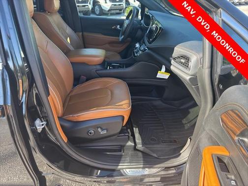 2022 Chrysler Pacifica L