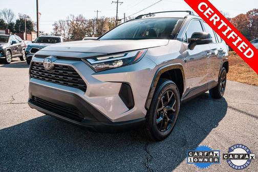 2023 Toyota RAV4 XLE