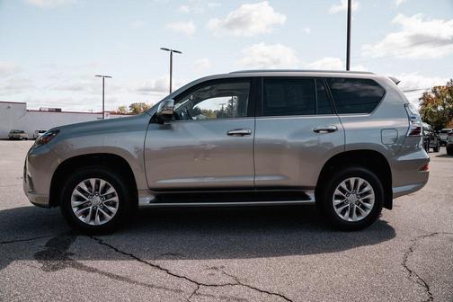 2023 Lexus GX 460 Premium