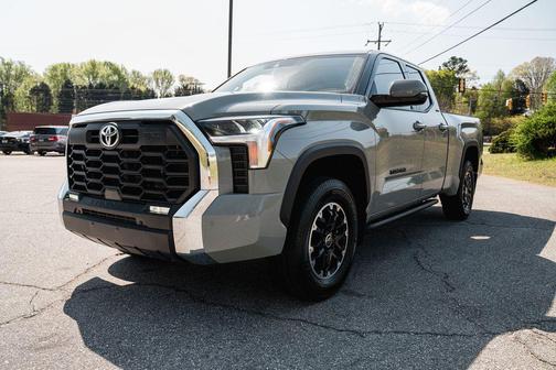 2022 Toyota Tundra SR5