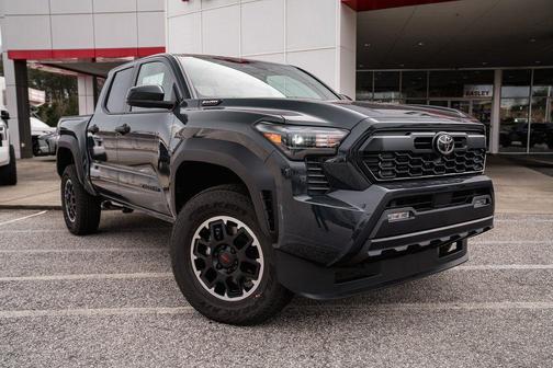 2026 Toyota Tacoma Hybrid TRD Off Road