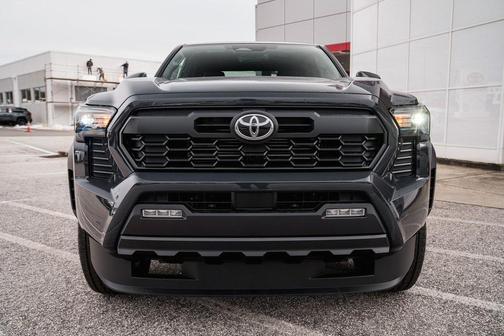 2026 Toyota Tacoma Hybrid TRD Off Road