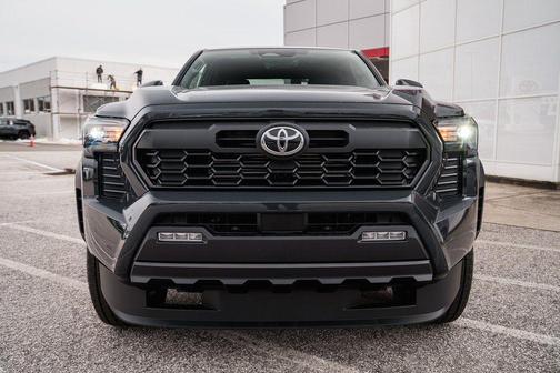 2026 Toyota Tacoma Hybrid TRD Off Road