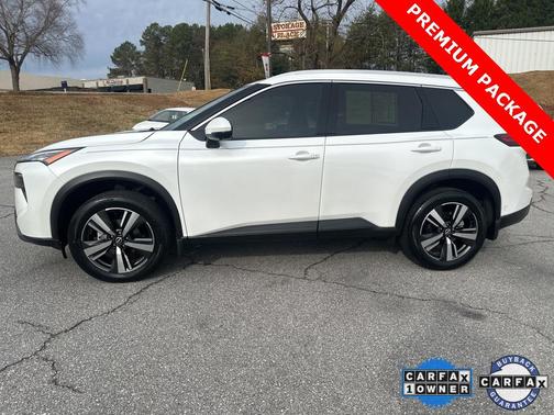 2024 Nissan Rogue SL