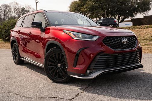 2023 Toyota Highlander XSE
