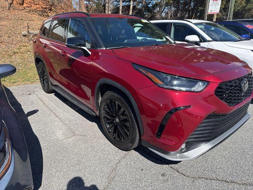 2023 Toyota Highlander XSE