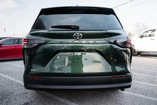 2026 Toyota Sienna XLE