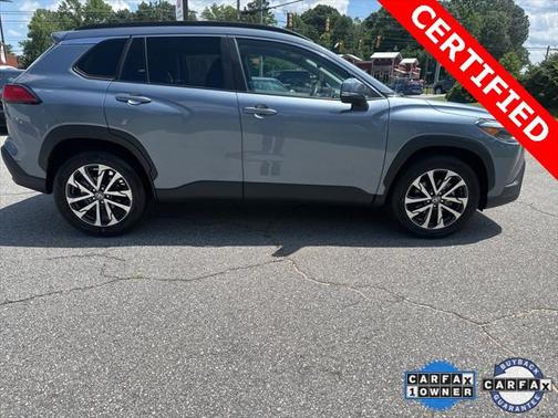 2024 Toyota Corolla Cross XLE