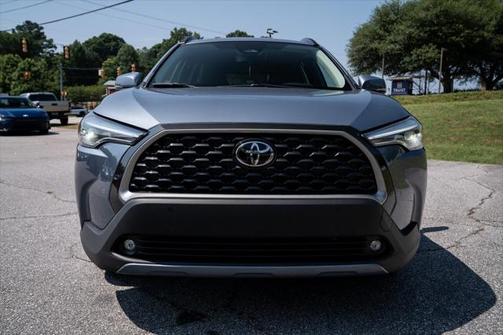 2024 Toyota Corolla Cross XLE