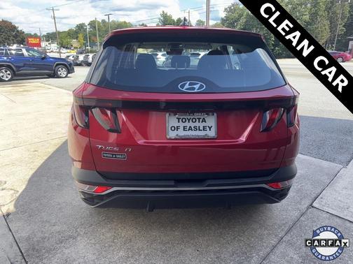 2022 Hyundai TUCSON SE